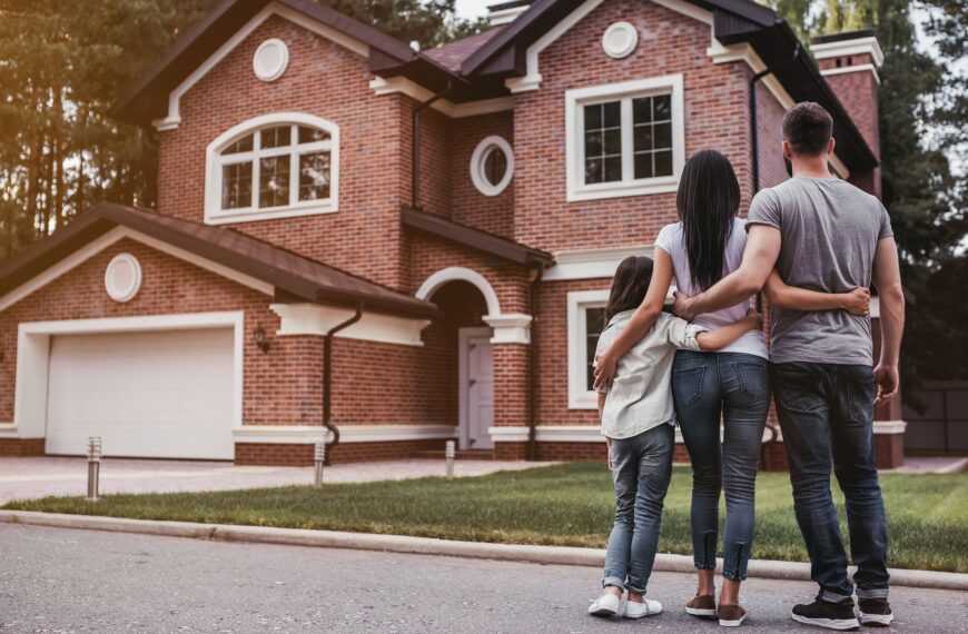 Make the Right Moves Before You Buy Your Dream Home